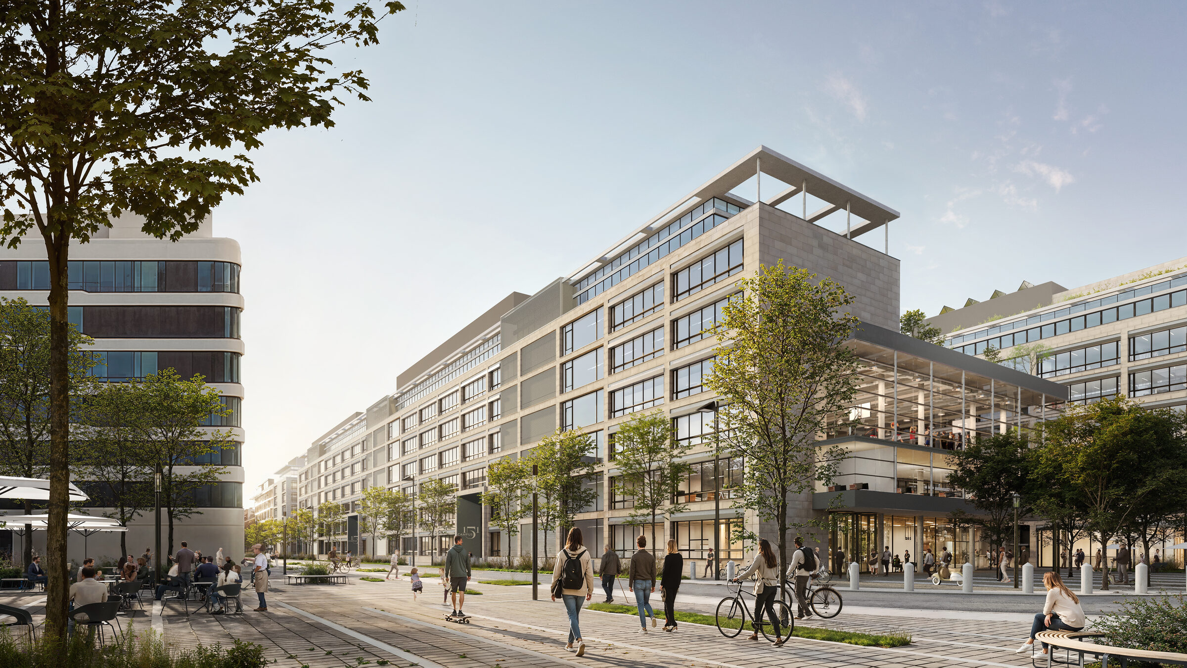 Belebte Straßenansicht des CAMPUS 151 mit Gastronomie